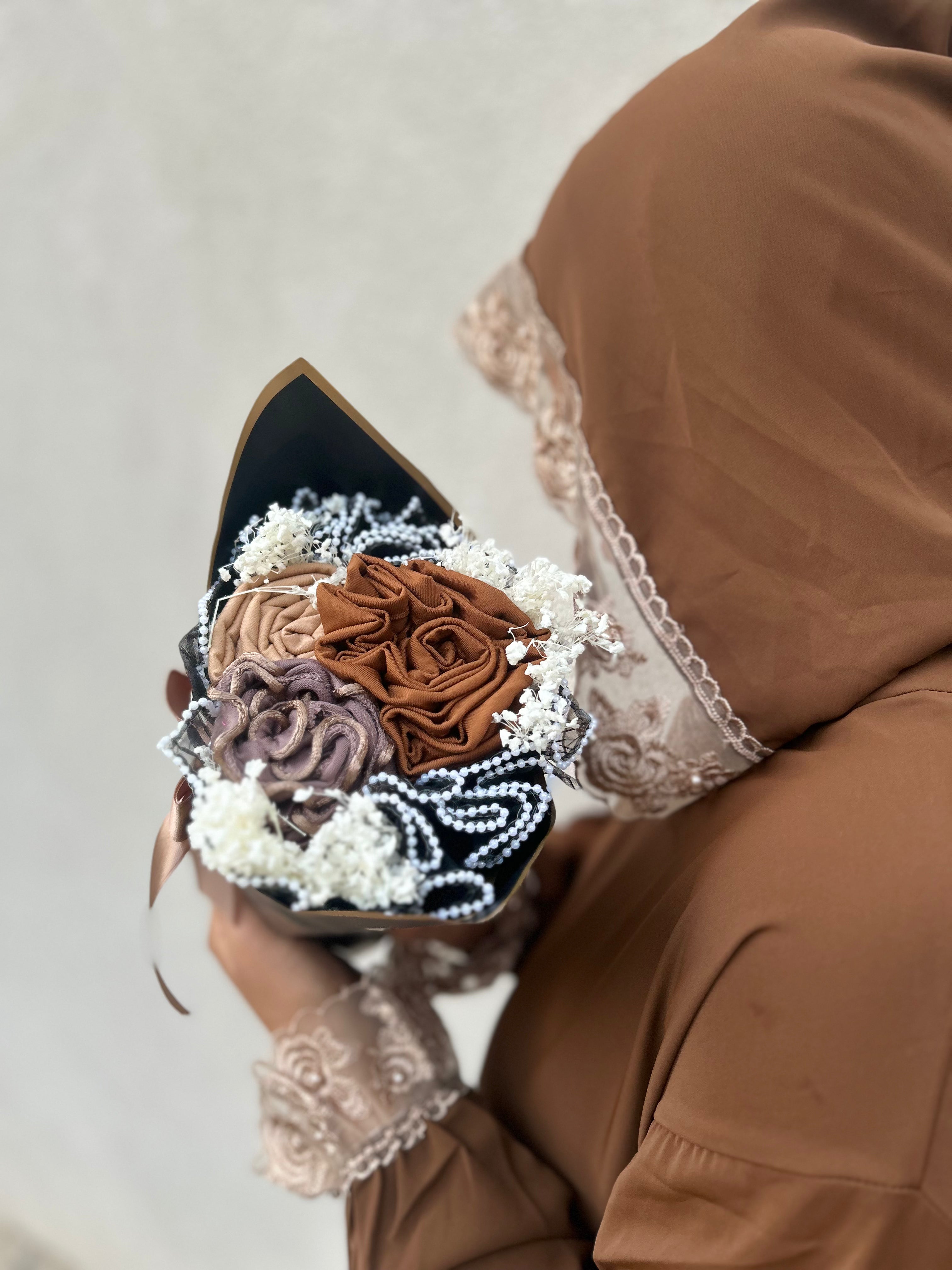 ZAYNAB HIJAB BOUQUET