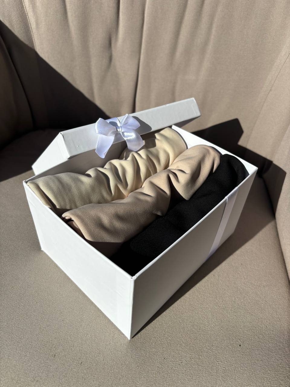 HIJAB BOX - WHITE