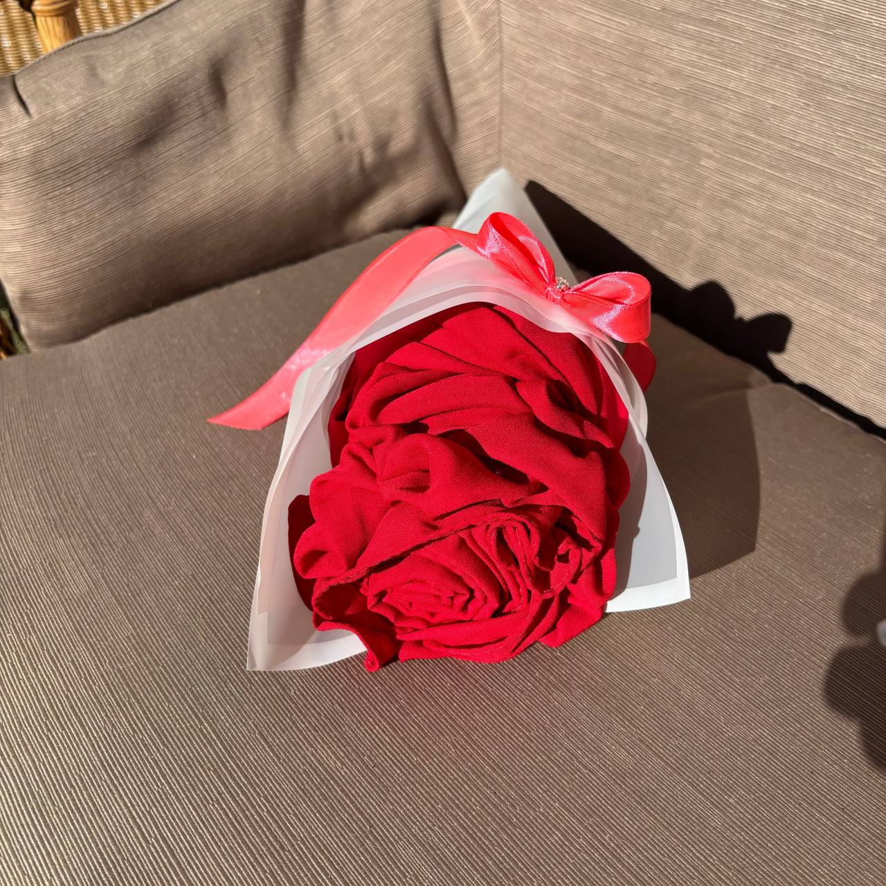 1 HIJAB BOUQUET ROSSO