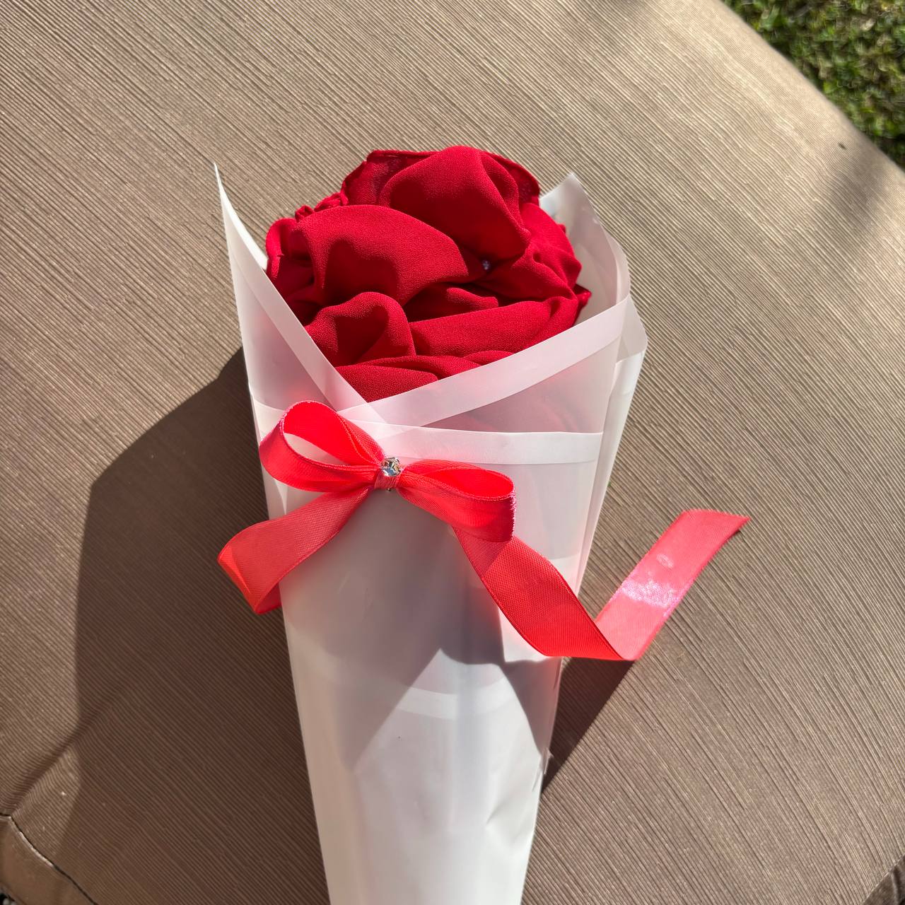 1 HIJAB BOUQUET ROSSO